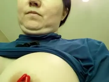Chaturbate Nude Webcam of littlesubgirl_