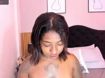 Chaturbate Free Porn Cam of pauline_fox