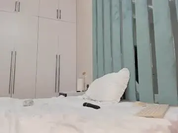 Chaturbate Watch Live Sex Cams of vivianmiller_