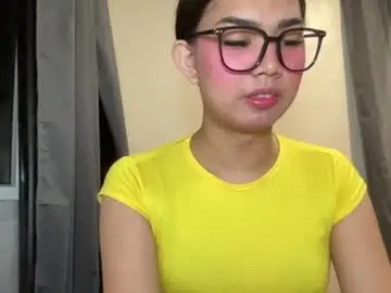 Chaturbate Live Sex Cam of asiansweet_lily