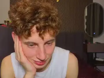 Chaturbate Live Sex Cam of crisp1nver_