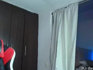 Chaturbate Watch Live Sex Cams of nikolaylisin
