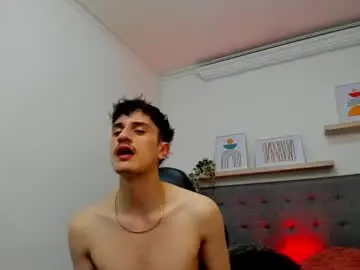 Chaturbate Free Porn Cam of alek_damon
