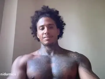 Chaturbate Best live sex cam show of deepthroatfucker_ccs