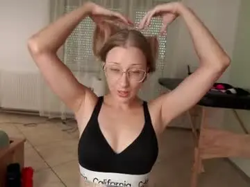 Chaturbate Best live sex cam show of foxeslovefoxes