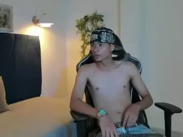 Chaturbate Free Porn Cam of kenix_cum23
