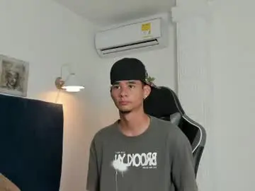 Chaturbate Sex Chat of kenix_cum23