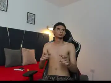 Chaturbate Watch Live Sex Cams of kenix_cum23