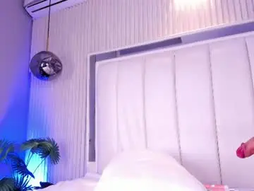 Chaturbate Sex Cam of lovelyeyesx