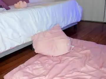 Chaturbate Free Live Porn of mia_nevaeh