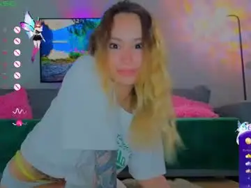 Chaturbate Watch Live Sex Cams of strawberrypie99