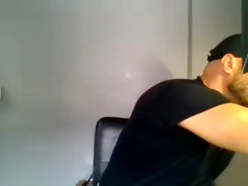 Chaturbate Watch Live Sex Cams of titan_heart