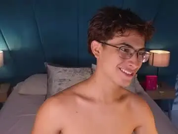 Chaturbate Live Porn of aaron_eze