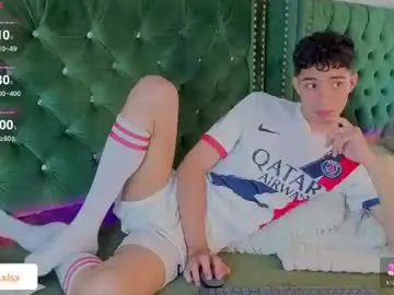 Chaturbate Free Live Porn of adrian_voss