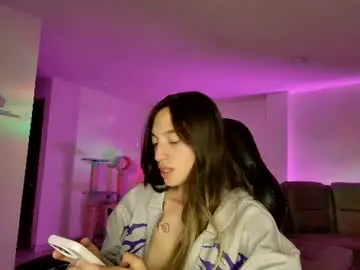 Chaturbate Nude Webcam of barbie20_