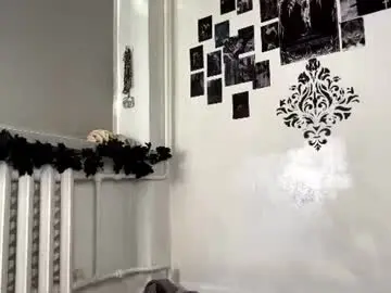 Chaturbate Live Sex Cam of elenacastellani