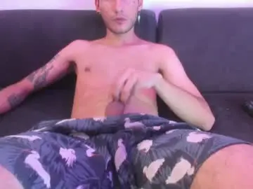 Chaturbate Watch Live Sex Cams of henrik_senn