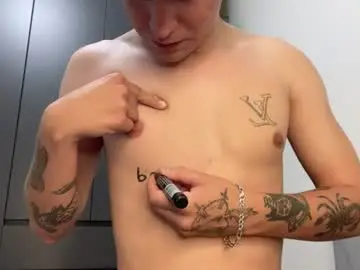 Chaturbate Free Live Porn of kevin_martin8
