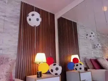 Chaturbate Live Porn of zoehiltonx
