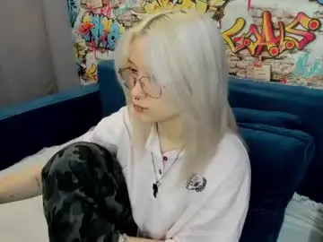 Chaturbate Adult Video Chat of nika_sm