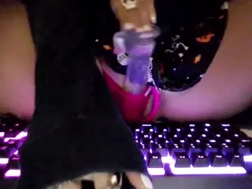 Chaturbate Watch Live Sex Cams of thepeachprincess