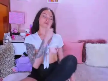 Chaturbate Live Sex Cam of abrilrussell_