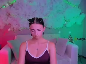 Chaturbate Sex Chat of caroline_honeyy
