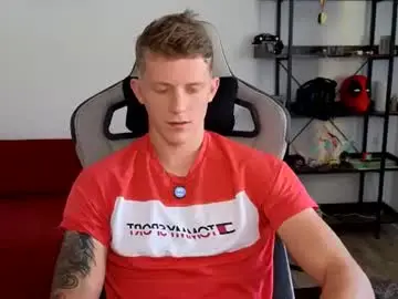 Chaturbate Live Sex Cam of mark_shturman