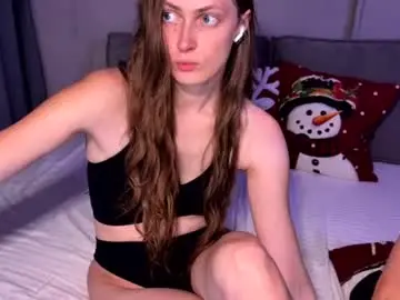 Chaturbate Live Sex Cam of milana_sexwife