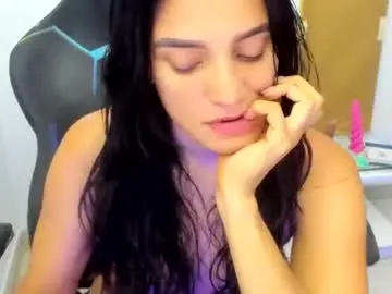 Chaturbate Sex Cam of katiuska_doll_squirt