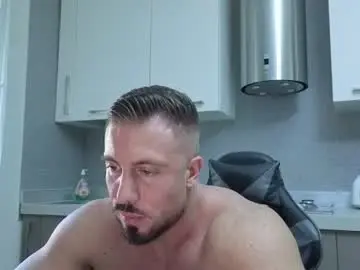 Chaturbate Live Sex Cam of toro_arrapato