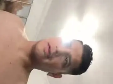 Chaturbate Live Sex Cam of curvydick83