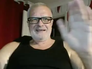 Chaturbate Live Porn of daddiescockforyou
