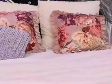 Chaturbate Live Sex Cam of scarlet_vex