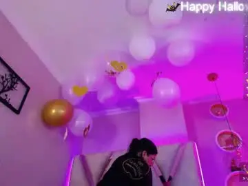 Chaturbate Live Sex of amara_davis1