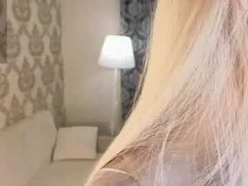 Chaturbate Live Sex Cam of bubblegum_bby