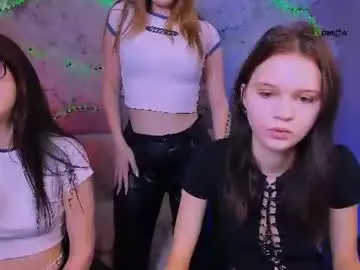 Chaturbate Live Sex Cam of karinaaaaxxx