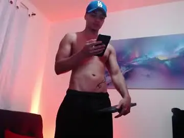 Chaturbate Live Sex Cam of ryangreys01