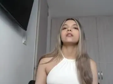 Chaturbate Live Sex of andreau_19