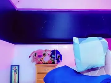 Chaturbate Free Porn Cam of riannagarcia_