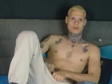 Chaturbate Watch Live Sex Cams of touching_the_sky
