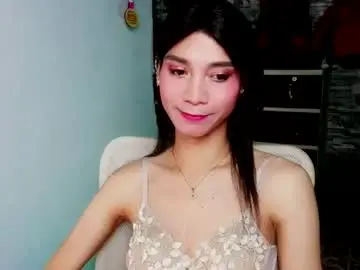 Chaturbate Live Sex Cam of amorous_tina