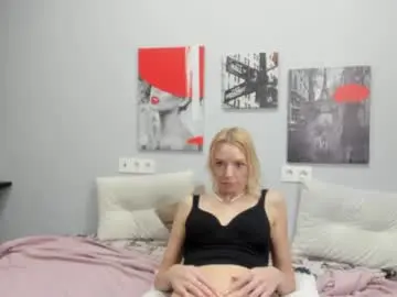 Chaturbate Sex Cam of brightly_heizer