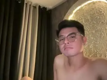 Chaturbate Live Sex Cam of havefunwithxavier