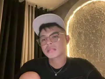Chaturbate Live Porn of havefunwithxavier