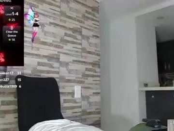 Chaturbate Live Sex Cam of johana_doll1433117