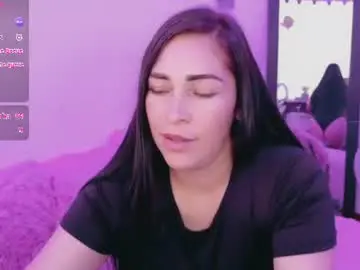 Chaturbate Live Sex Cam of luna_lgomez