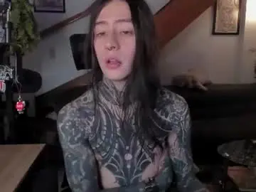 Chaturbate Live Sex Cam of andrew_round