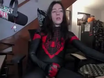 Chaturbate Live Sex Cam of andrew_round