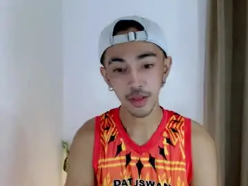 Chaturbate Live Sex Cam of crocodale